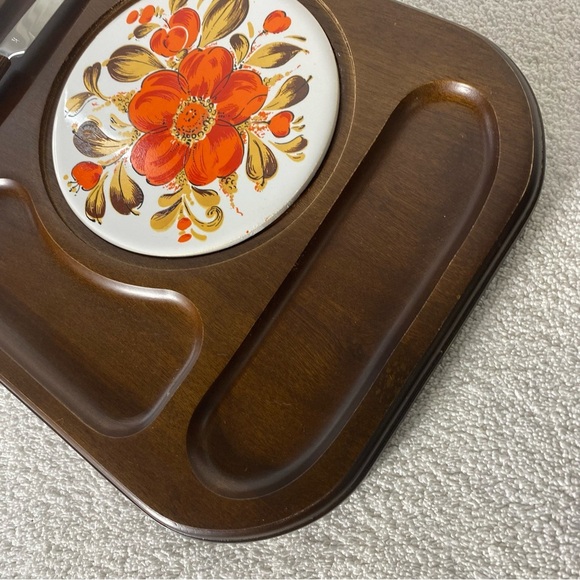 Vintage MCM Autumn Flower Tile Wooden Cheese Board Charcuterie Board W Knife - Picture 4 of 14